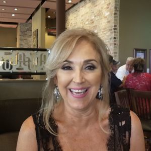 Meet your Posher, Rocio